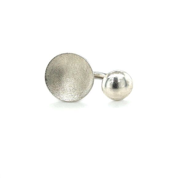 Unique Silver tone Discs Ring - Picture 1 of 4